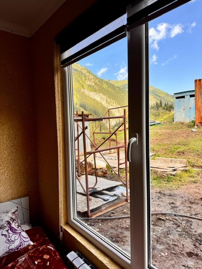 Ala-Kul Guesthouse In Altyn-Arashan Karakol Exteriér fotografie
