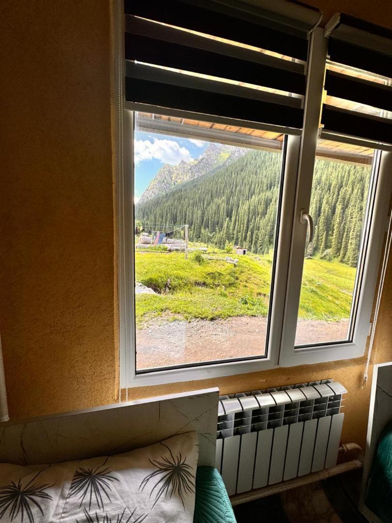 Ala-Kul Guesthouse In Altyn-Arashan Karakol Exteriér fotografie