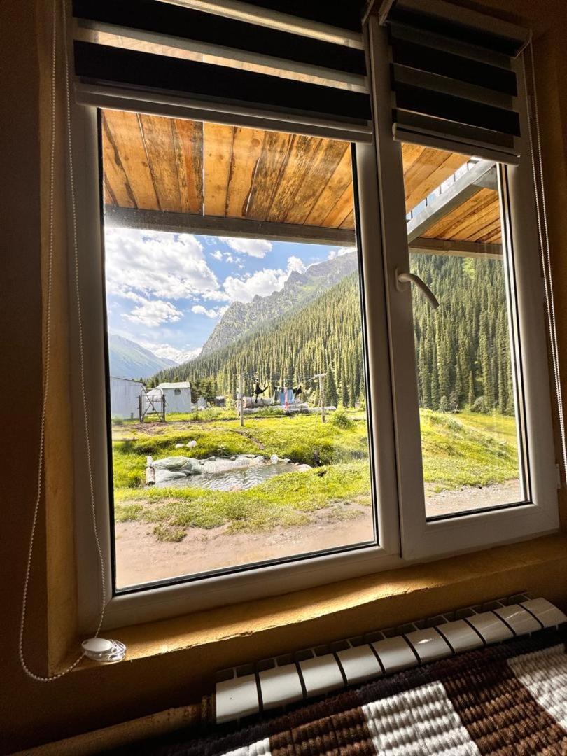 Ala-Kul Guesthouse In Altyn-Arashan Karakol Exteriér fotografie